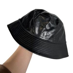 Gap Black Faux Leather Bucket Hat S/M Vegan Leather Streetwear